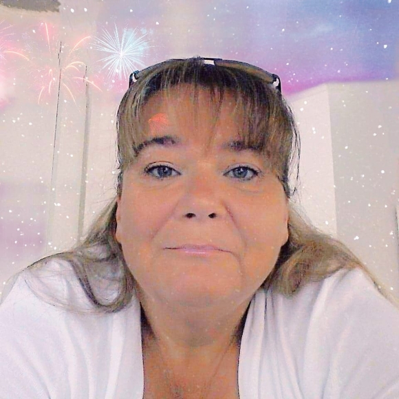 Meet your Posher, Sophie - Picture 1 of 1